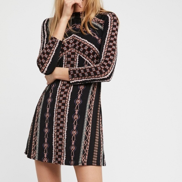 Free People Stella Graphic Print Mini Dress Black Combo Size Small O2 - Picture 1 of 7